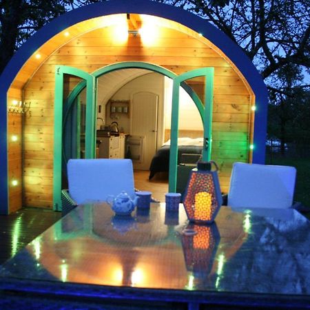 גלסטונברי Orchard Farm Luxury Glamping And Campsite מראה חיצוני תמונה