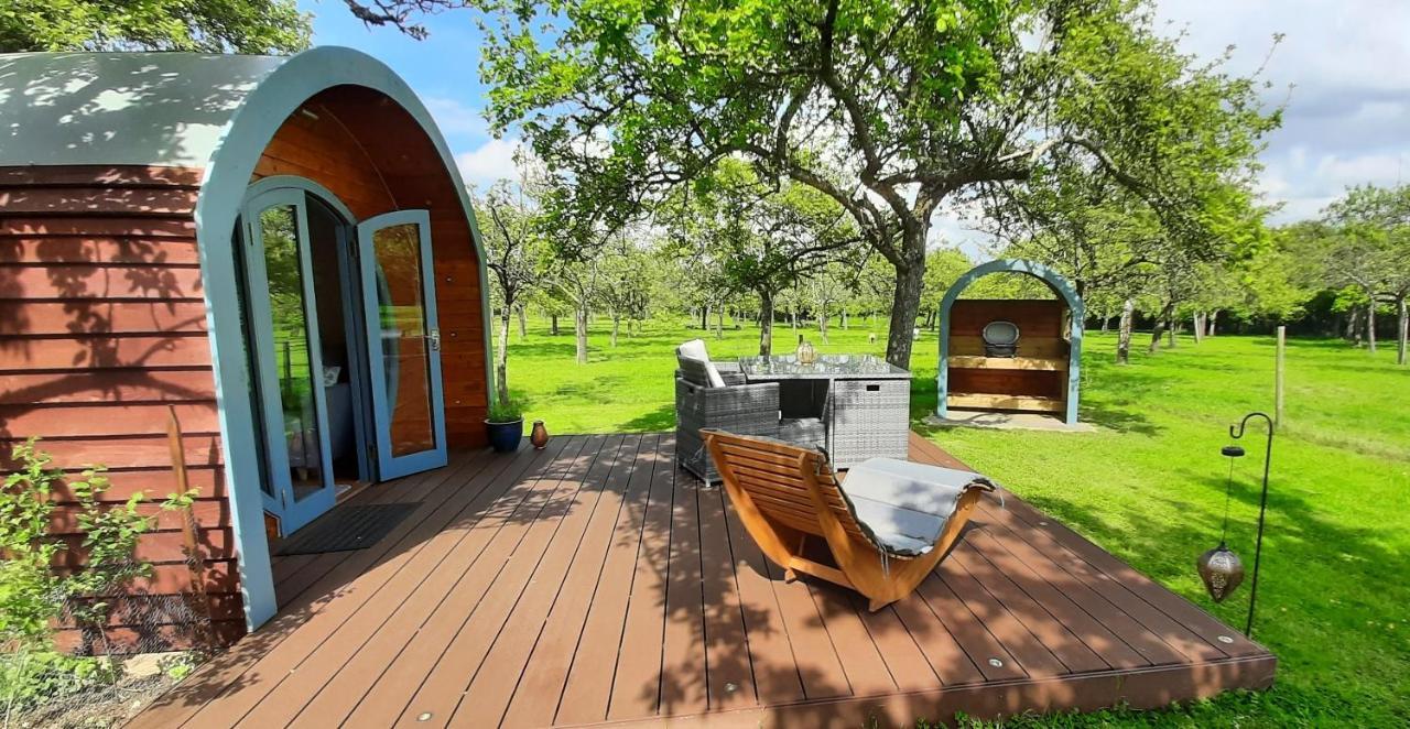 גלסטונברי Orchard Farm Luxury Glamping And Campsite מראה חיצוני תמונה