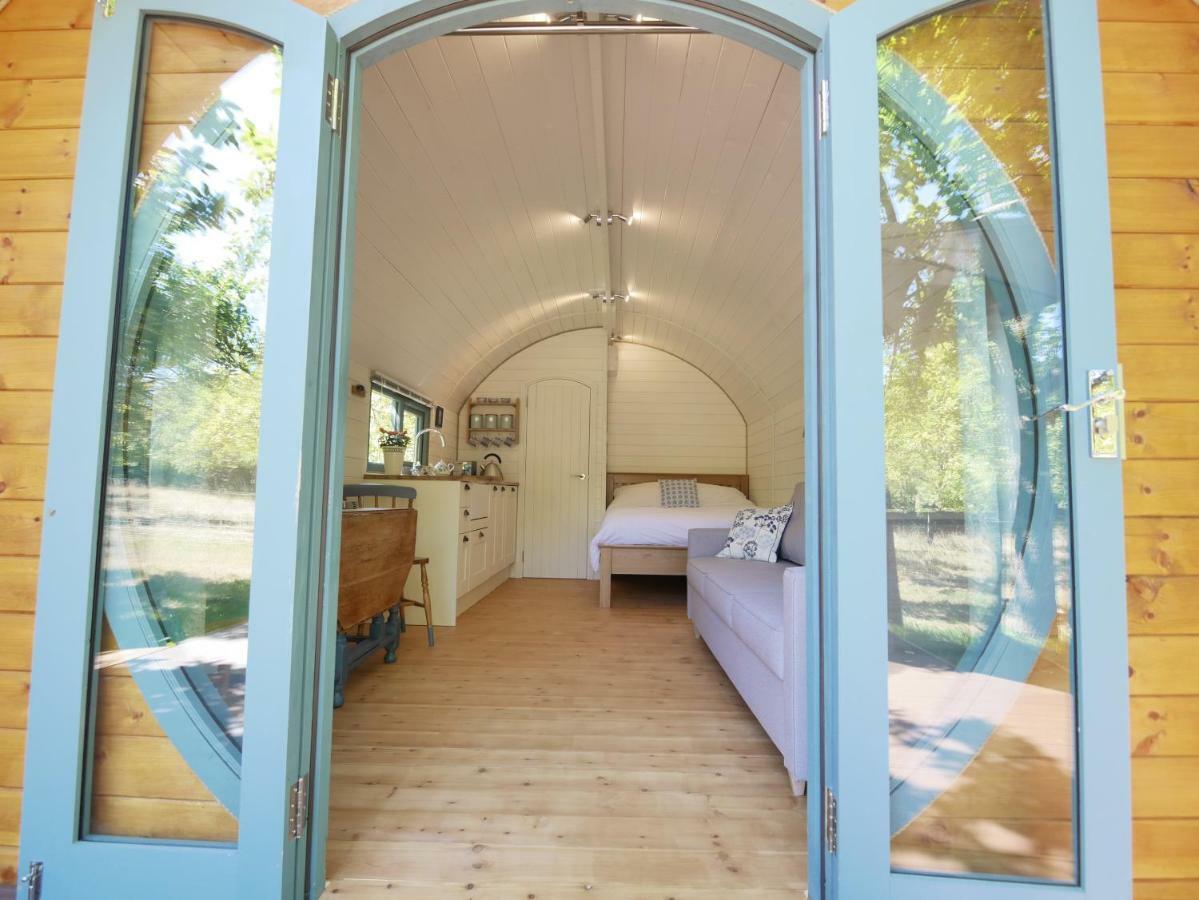 גלסטונברי Orchard Farm Luxury Glamping And Campsite מראה חיצוני תמונה