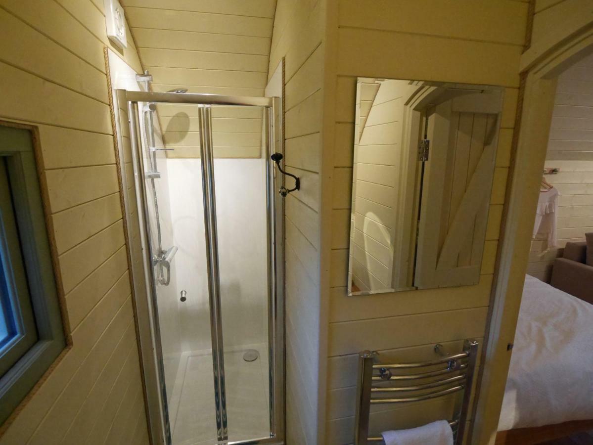 גלסטונברי Orchard Farm Luxury Glamping And Campsite מראה חיצוני תמונה
