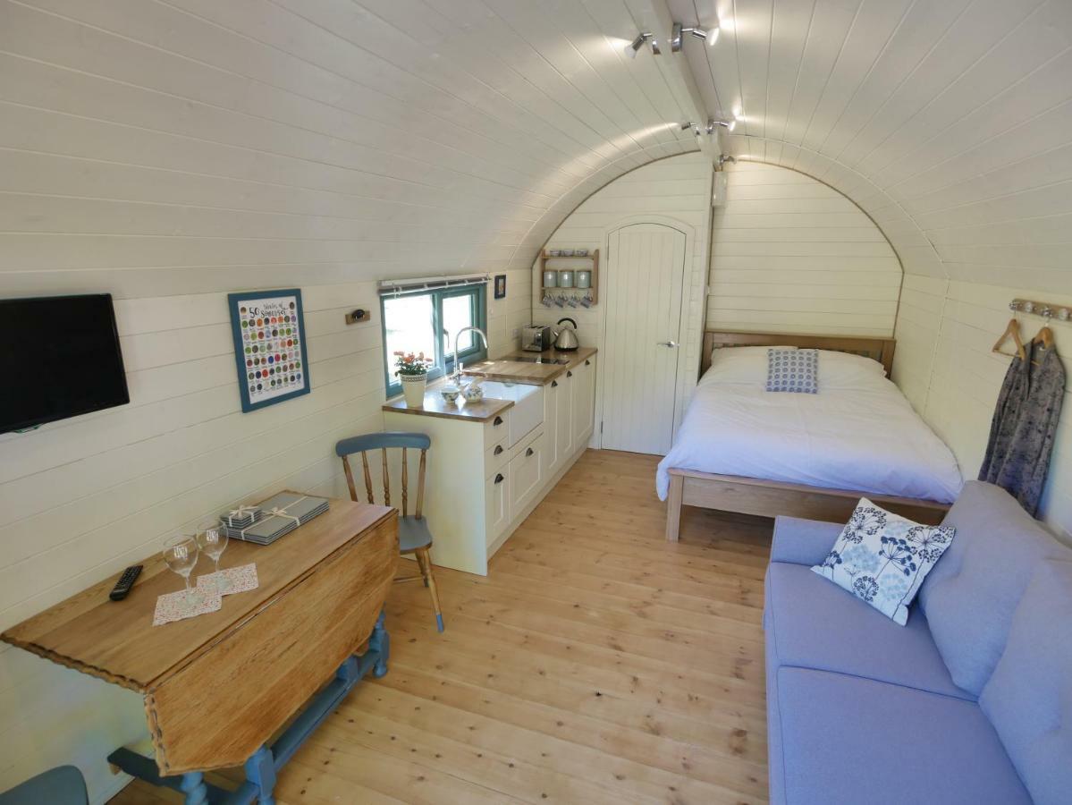גלסטונברי Orchard Farm Luxury Glamping And Campsite מראה חיצוני תמונה